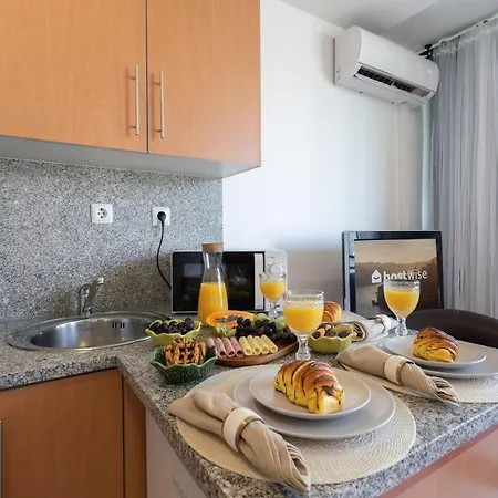 Host Wise - Bright Quiet Flats - Prime Location Appartement Porto Buitenkant foto