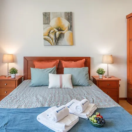 Host Wise - Bright Quiet Flats - Prime Location Appartement Porto Buitenkant foto