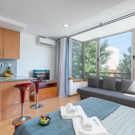 Host Wise - Bright Quiet Flats - Prime Location Appartement Porto Buitenkant foto