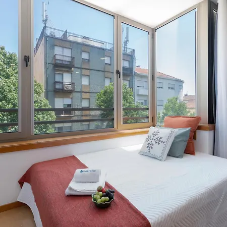 Host Wise - Bright Quiet Flats - Prime Location Appartement Porto Buitenkant foto