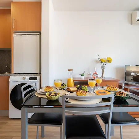 Host Wise - Bright Quiet Flats - Prime Location Appartement Porto Buitenkant foto